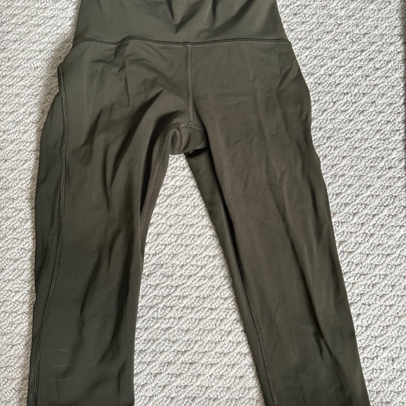 Lululemon Lot - Train Times Crop 17” - 3 pairs - Picture 3 of 8